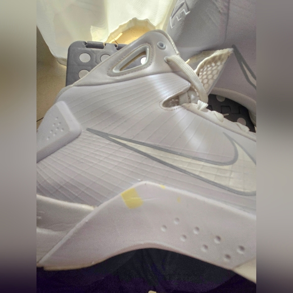 Nike Hyperdunk 08 - Picture 5 of 9